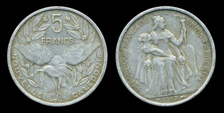 Новая Каледония 1952 г. • KM# 4 • 5 франков • птица Кагу • регулярный выпуск • VF-XF