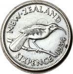 Новая Зеландия 1933 г. • KM# 2 • 6 пенсов • Георг V • птица гуйа • серебро • регулярный выпуск • XF