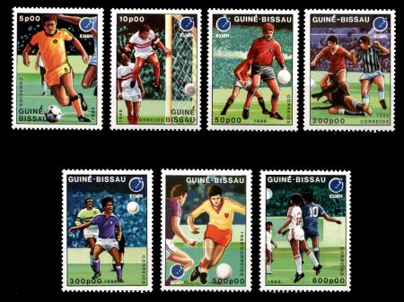 Гвинея-Бисау 1988 г. • SC# 711-7 • Футбол • полн. серия • MNH OG XF