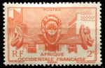 Французская Западная Африка 1947 г. • Iv# 33 • 2 fr. • осн. выпуск • ритуальные маски • MH OG VF
