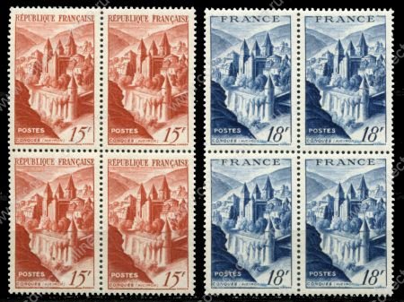 Франция 1947 г. • Mi# 823-4 • 12 и 15 fr. • Французская архитектура • Аббатство г. Конк • полн. серия • кв. блоки • MNH OG VF ( кат. - €34+ )