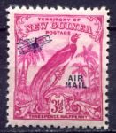 Новая Гвинея 1932-1934 гг. • Gb# 194a • 3 ½ d. • надпечатка контура аэроплана • райская птица • авиапочта • MH OG VF ( кат.- £ 5 )