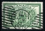 Канада 1942 г. SC# E10 • 10 c. • вклад Канады в Победу над фашизмом • герб и знамена • спец. доставка • Used XF ( кат.- $2 )
