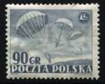 Польша 1952 г. • Mi# 772 • 95 gr. • День авиации • парашютисты • MH OG VF ( кат. - €1- )