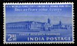 Индия 1954 г. • Gb# 353 • 2 a. • Международный лесной конгресс • здание института лесов • MNH OG VF