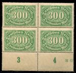 Германия 1922 г. • Mi# 221 • 300 марок • стандарт • №* кв.блок • MNH OG XF ( кат.- € 5+ )