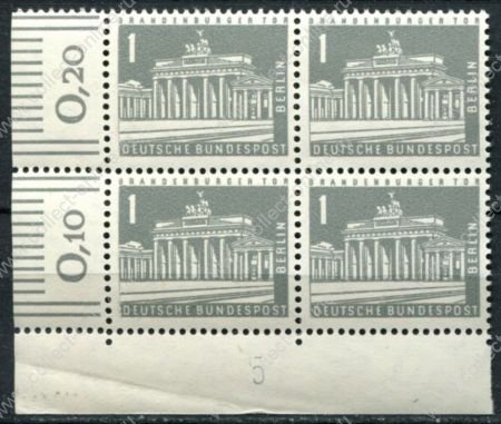 Западный Берлин 1956-1962 гг. • Mi# 140 • 1 pf. • Бранденбургские ворота • кв.блок • MNH OG XF+